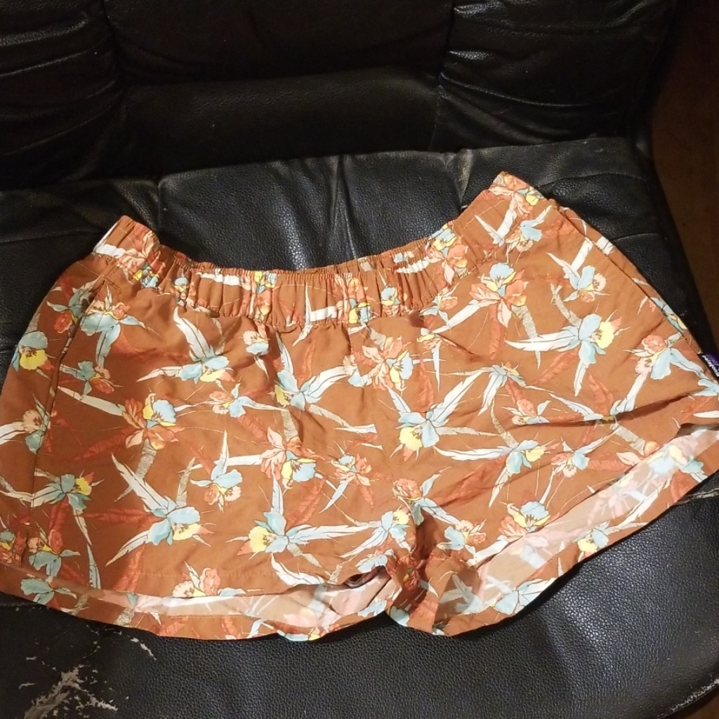 Ladies Patagonia Draw String Shorts Small